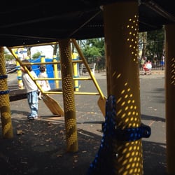 Leif Ericson Park - Found my nook picnic table underneath the jungle gym.