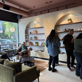 Roast Coffee House - Coffee & Tea Near Me - Morristown, New Jersey Roast Coffee House - Coffee & Tea Near Me - Morristown, New Jersey