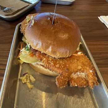 Tapped at The Port - Hot chicken sandwich - Brewpubs Near Me - Everett, Washington Tapped at The Port - Hot chicken sandwich - Brewpubs Near Me - Everett, Washington