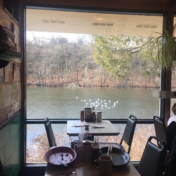 Lakeside Diner - Diners Near Me - Stamford, Connecticut