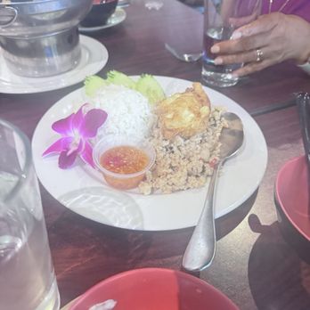 Mai Thai Restaurant - Thai Near Me - Austin, Texas