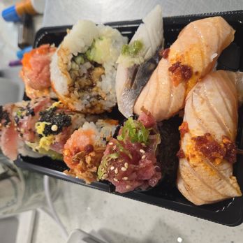 FOB Sushi Bar - Sushi Bars Near Me - Seattle, Washington