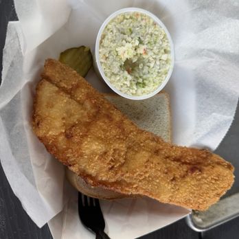 Mike Linnig's Restaurant - Fish Sandwich special - Seafood Near Me - Louisville, Kentucky