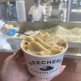 Beecher's Handmade Cheese - World's Best Mac and Cheese Small- not bad, very slight grainy texture. Grilled cheese is better - Cheese Shops Near Me - Seattle, Washington Beecher's Handmade Cheese - World's Best Mac and Cheese Small- not bad, very slight grainy texture. Grilled cheese is better - Cheese Shops Near Me - Seattle, Washington