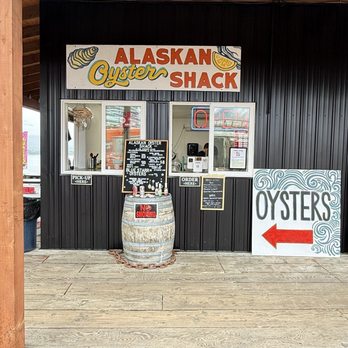 Alaskan Oyster Shack - Front of the restaurant - Seafood Near Me - Ketchikan, Alaska