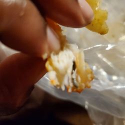 Crawlin’ Crab - The shrimp wasn't deveined. That means they didn't clean them. So disgusting.