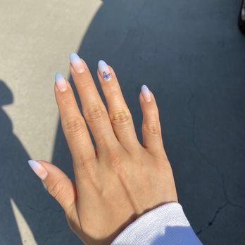 Pearl Nails - Blue ombré w/ butterfly done by Lynn - Nail Salons Near Me - Rosemead, California Pearl Nails - Blue ombré w/ butterfly done by Lynn - Nail Salons Near Me - Rosemead, California