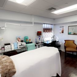 Liv Plastic Surgery by Dr. Andrew Ress