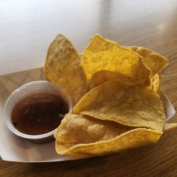 Three Brothers Grill - Complimentary chips