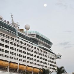 Norwegian Cruises- Port Canaveral - 80s cruise year 10 Adventure of the Seas