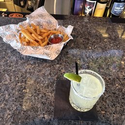 La Casa Margarita And French Fries