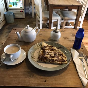 Goose On The Loose - Nutella and banana. Yum. - Cafes Near Me - Dublin, D