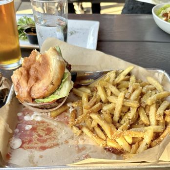 Tipsy Cow Burger Bar - Redmond - Tipsy Burger - Burgers Near Me - Redmond, Washington