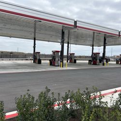 QuikTrip - 8 pumps