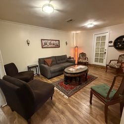 The Sanctuary Wellness Center & Yoga Studio - Lobby/waiting area