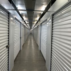 LocalStorage Fluvanna - My Climate Controlled Hallway...Beautiful!!!