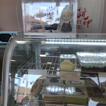 Sweet Vibe - Counter - Desserts Near Me - San Diego, California Sweet Vibe - Counter - Desserts Near Me - San Diego, California