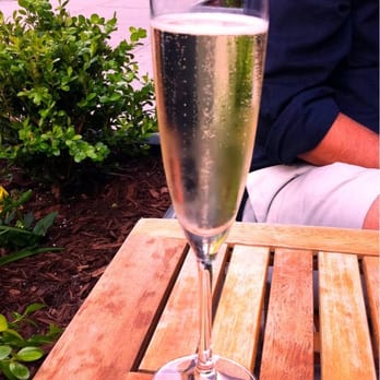 Ardesia Wine Bar - Prosecco on the patio - Wine Bars Near Me - New York, New York Ardesia Wine Bar - Prosecco on the patio - Wine Bars Near Me - New York, New York