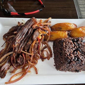 Havana's Cuban Cuisine - Vaca Frita, Cuban rice, plantain - Cuban Near Me - Orlando, Florida Havana's Cuban Cuisine - Vaca Frita, Cuban rice, plantain - Cuban Near Me - Orlando, Florida