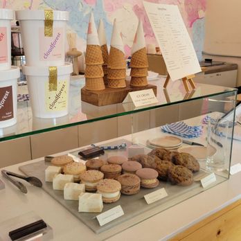 Cloudforest - Pastry options - Chocolatiers & Shops Near Me - Portland, Oregon Cloudforest - Pastry options - Chocolatiers & Shops Near Me - Portland, Oregon
