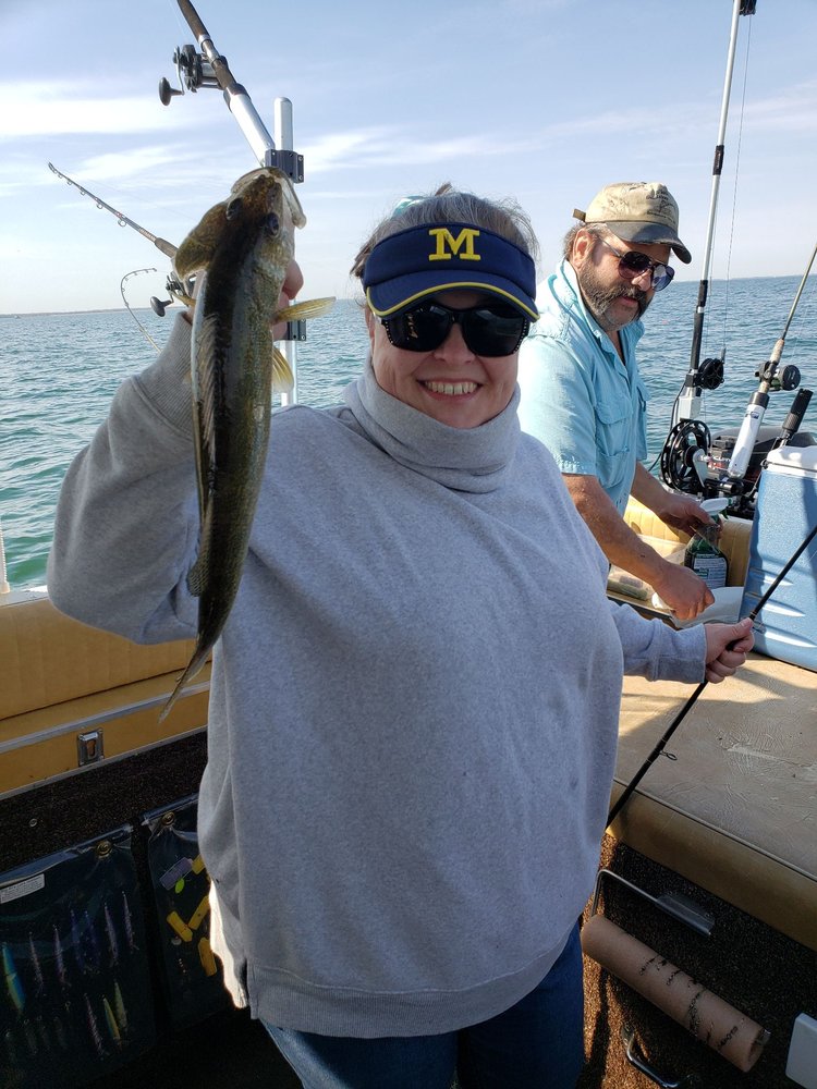 THUMBS UP CHARTER SERVICES Updated September 2024 12 Photos 2612