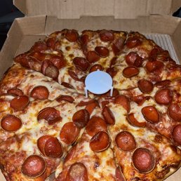 Medium pepperoni Medium pepperoni