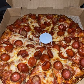 Mountain Mike's Pizza - Medium pepperoni - Pizza Near Me - Oakland, California Mountain Mike's Pizza - Medium pepperoni - Pizza Near Me - Oakland, California