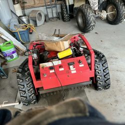 Remote control slope mower