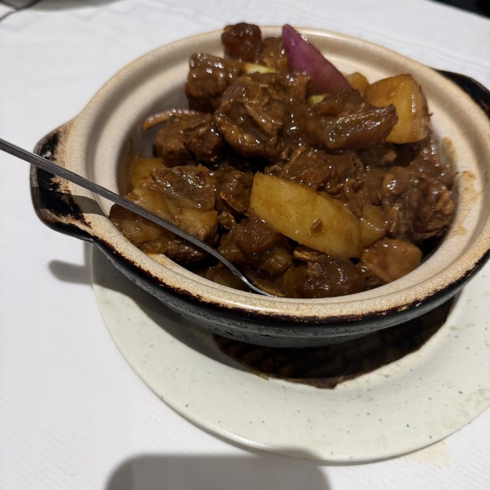 Su Su Gourmet - Beef Brisket and Radish In Claypot - Chinese Near Me - Boston, Massachusetts Su Su Gourmet - Beef Brisket and Radish In Claypot - Chinese Near Me - Boston, Massachusetts