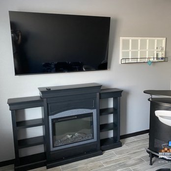 Method Moving and Storage - Outcome of a TV we mounted for our customer - Movers Near Me - Glendale, Arizona Method Moving and Storage - Outcome of a TV we mounted for our customer - Movers Near Me - Glendale, Arizona