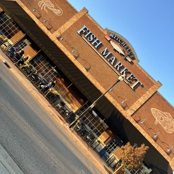 Mitchell’s Seafood House - The restaurant - Seafood Near Me - Lansing, Michigan