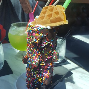 Sugar Factory Foxwoods - Giggles Snickers milkshake - tasted JUST like a Snicker bar & the waffle was incredible - American Near Me - Mashantucket, Connecticut