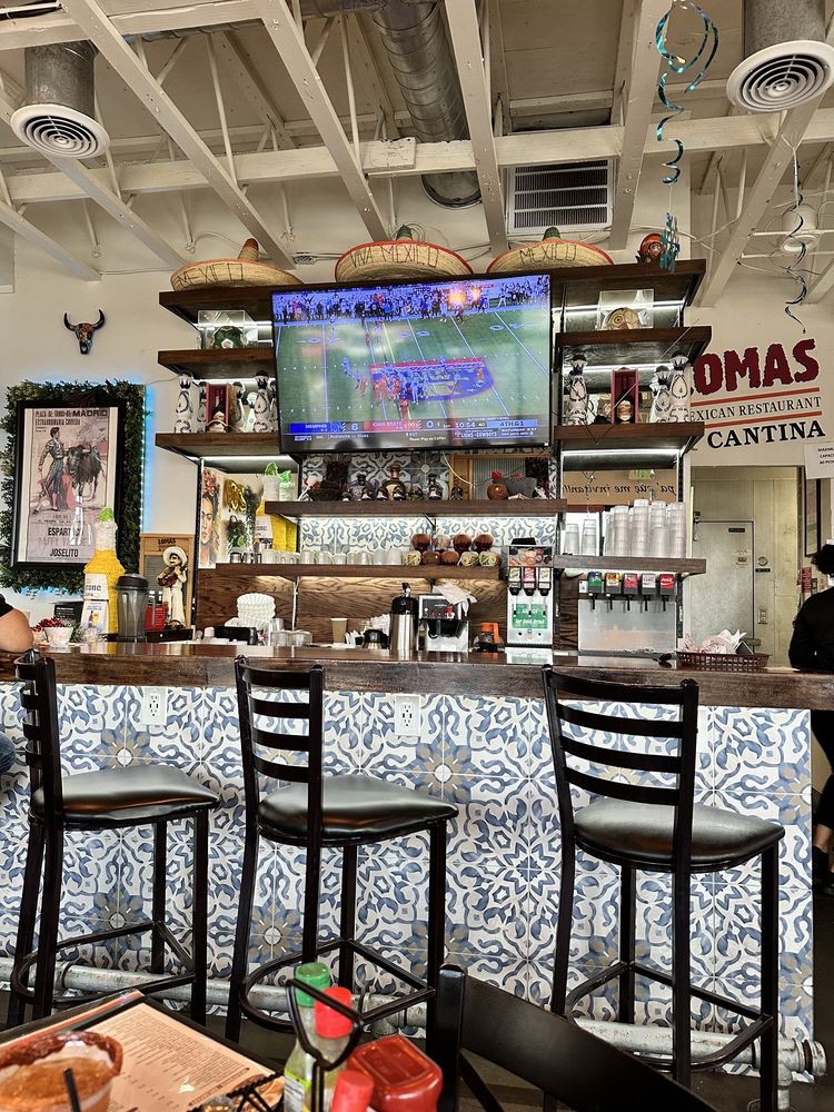 Lomas Mexican Restaurant & Cantina