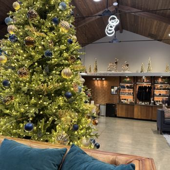 Anaba Wines - Wine Tasting Room Near Me - Sonoma, California
