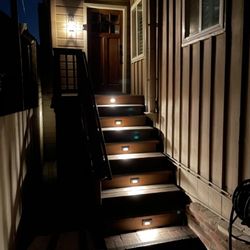 Creative Power Electric - Led step lights