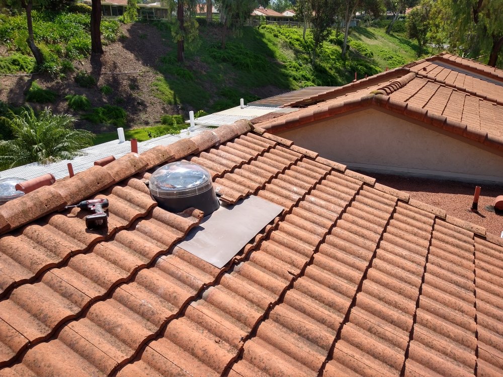 Slide of Everlasting Roofing Corp