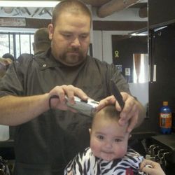 Gil's Barber Shop