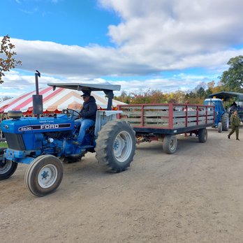 Alstede Farms - Fruits & Veggies Near Me - Chester, New Jersey