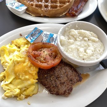 Eggs Up Grill - Steak and eggs- dont get the grits - Breakfast & Brunch Near Me - Richmond, Virginia