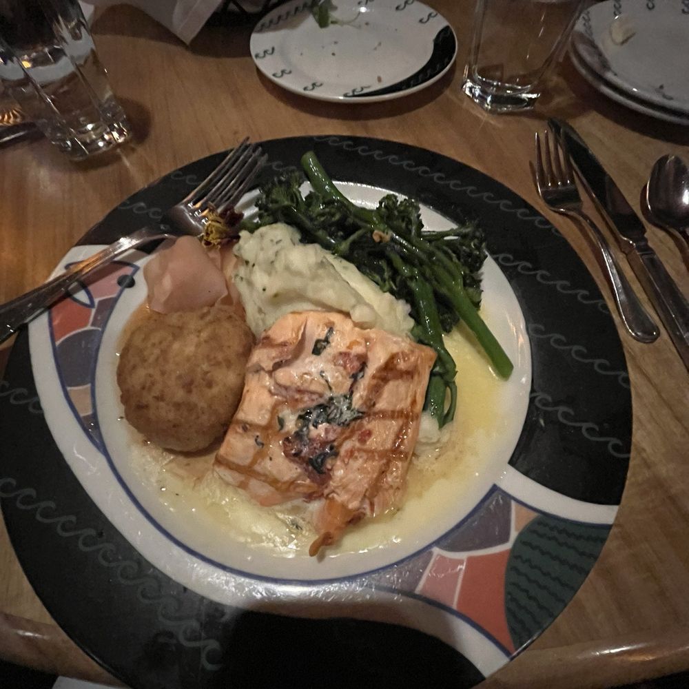 Anthony's Pier 66 - Alaskan Salmon & Dungeness Crab Cake  Fresh Alaska Duet - Seafood Near Me - Seattle, Washington