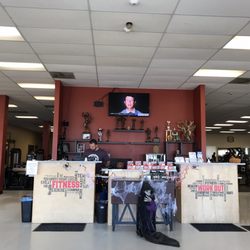 PowerHouse Gym - Entrance
