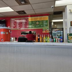 La Reyna Azteca Tacos Y Tortas - Ordering area