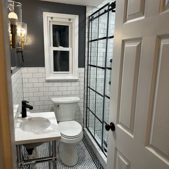 R & O Remodeling - Another view of this gorgeous bathroom remodel! - Painters Near Me R & O Remodeling - Another view of this gorgeous bathroom remodel! - Painters Near Me