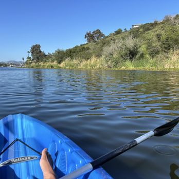 Lakehouse Resort - Hotels Near Me - San Marcos, California