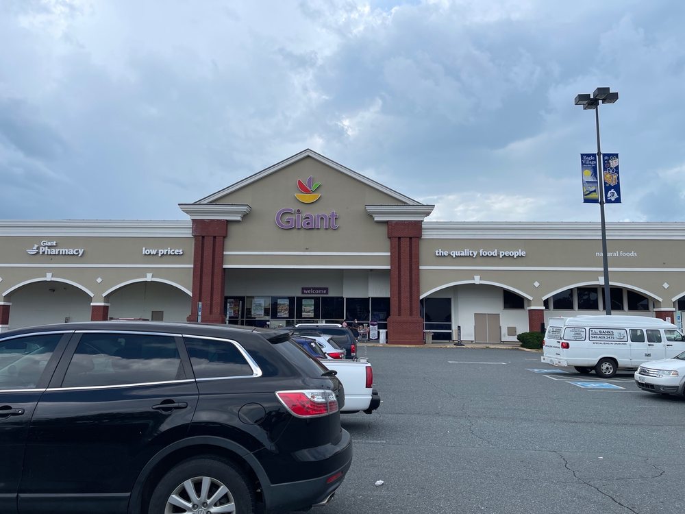 GIANT FOOD Updated September 2024 11 Reviews 1245 Jefferson Davis