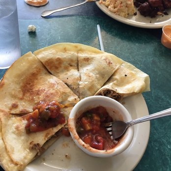 Aloha Kitchen - Kalua quesadilla. Should be hot and crispy, but it wasn't.... - Hawaiian Near Me - Silverdale, Washington