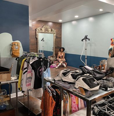 Harlem’s newest women’s boutique! - Where Trendy Meets Vintage! Stop by and get re-FRESHED. We our proud to offer a hand curated collection of the best in women's fashion, new and vintage, along with unique houseware, art & jewelry items from all around the world. Harlem’s newest women’s boutique! - Where Trendy Meets Vintage! Stop by and get re-FRESHED. We our proud to offer a hand curated collection of the best in women's fashion, new and vintage, along with unique houseware, art & jewelry items from all around the world.