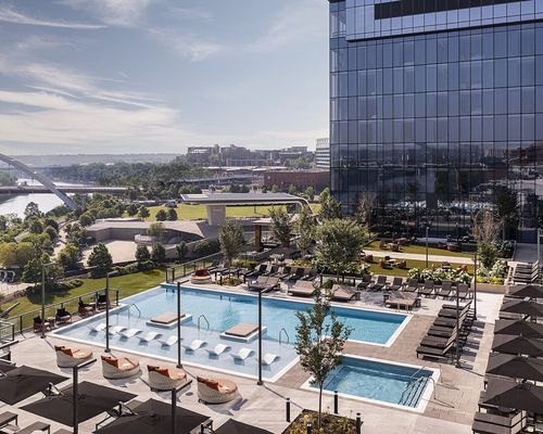 Four Seasons Hotel Nashville by null
