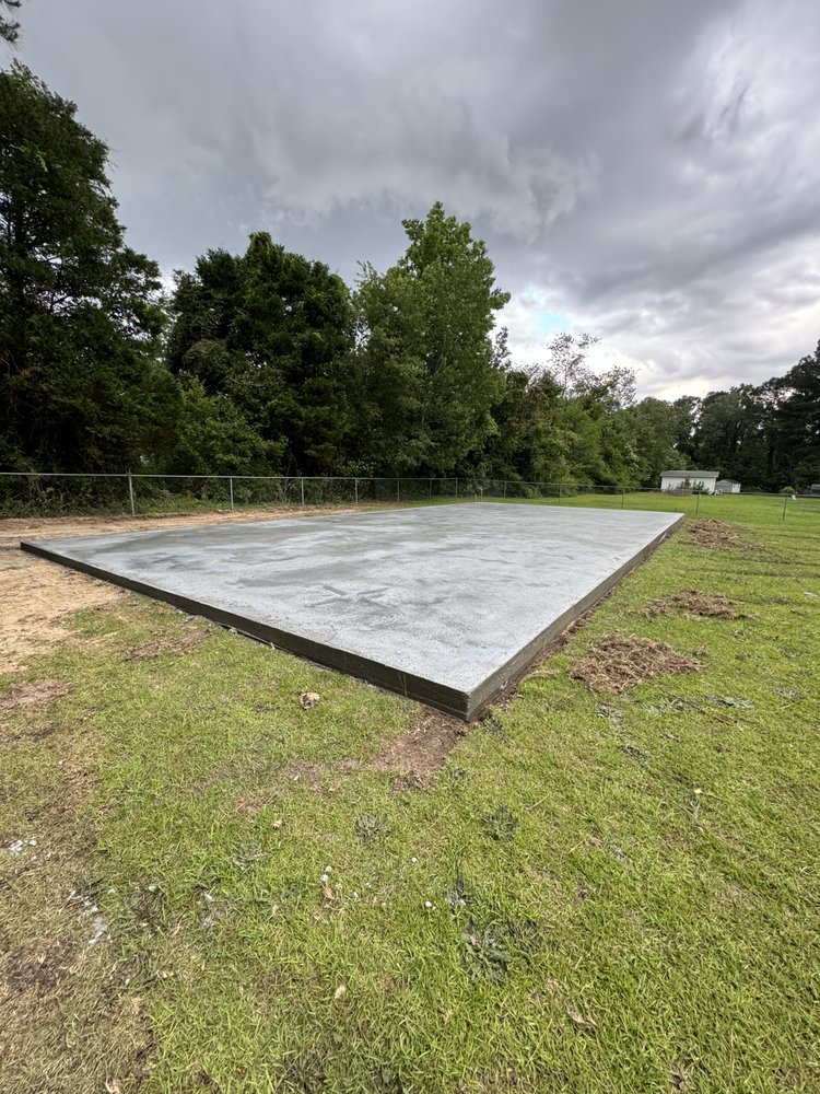 Slide of Paramount Builders