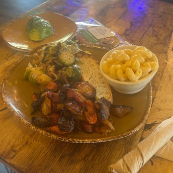 Urban Plates - Golden carrots, brussel sprouts, Mac and cheese - New American Near Me - Irvine, California Urban Plates - Golden carrots, brussel sprouts, Mac and cheese - New American Near Me - Irvine, California